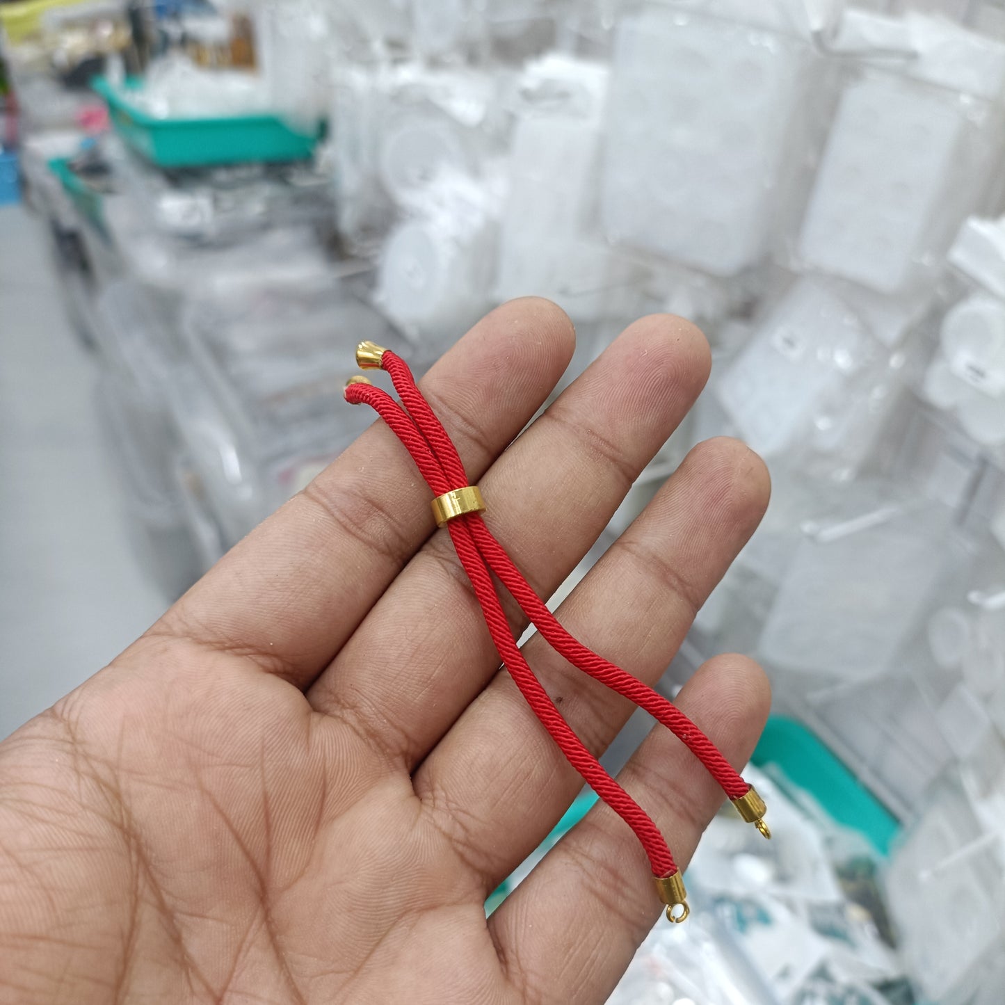 Rakhi Dori