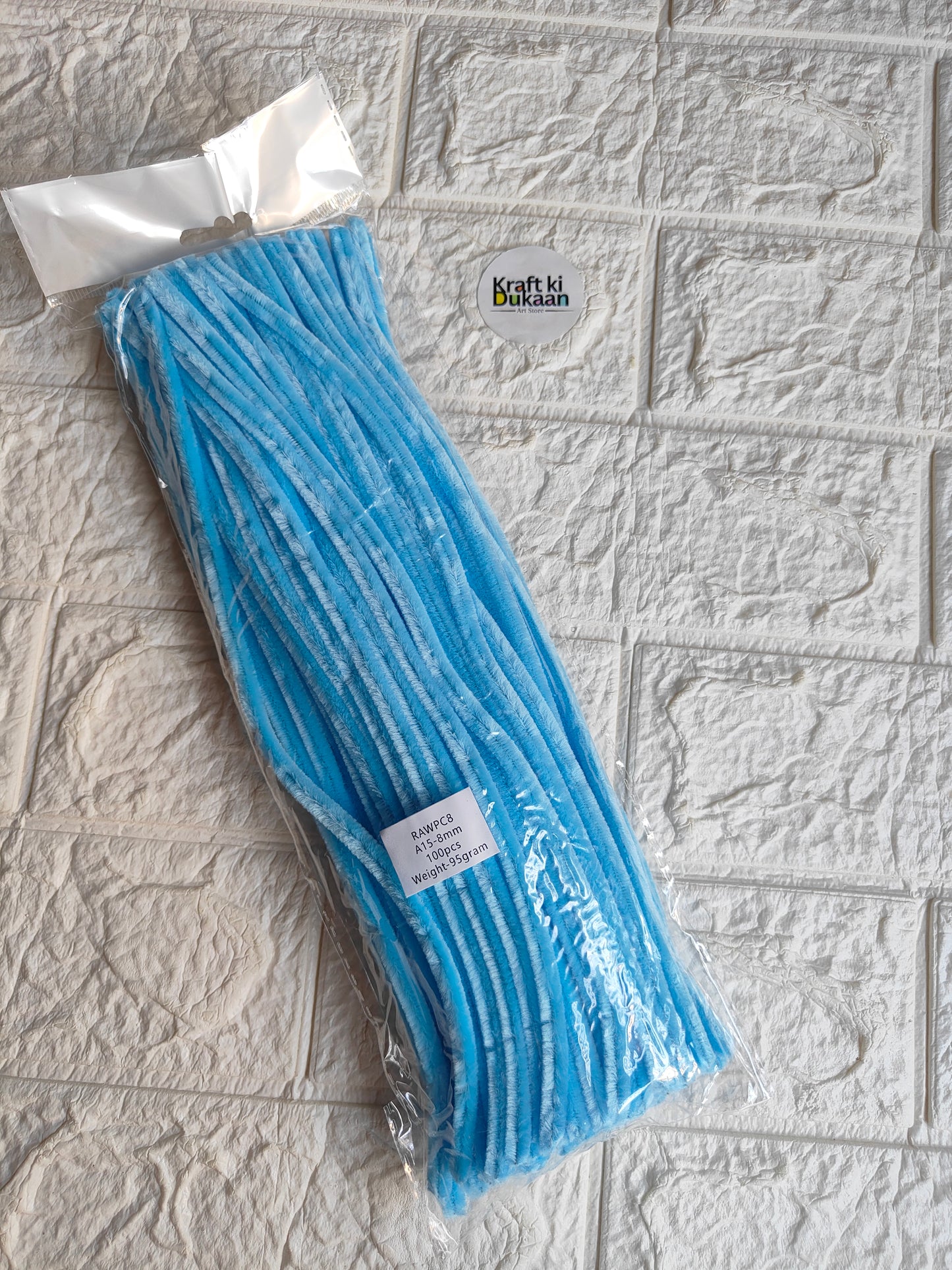 Sky blue pipe cleaners, 8mm, plain pack of 100 in plastic wrapping