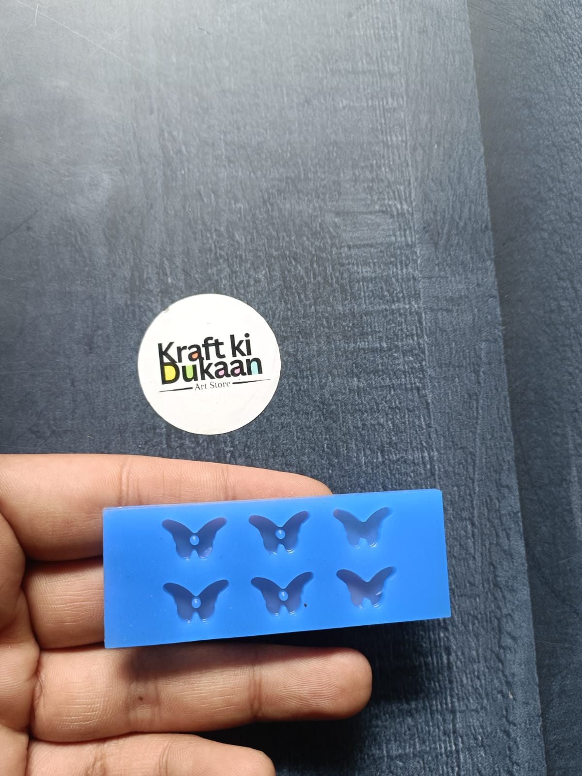 6 cavity small butterfly mould with six butterfly cutout shapes