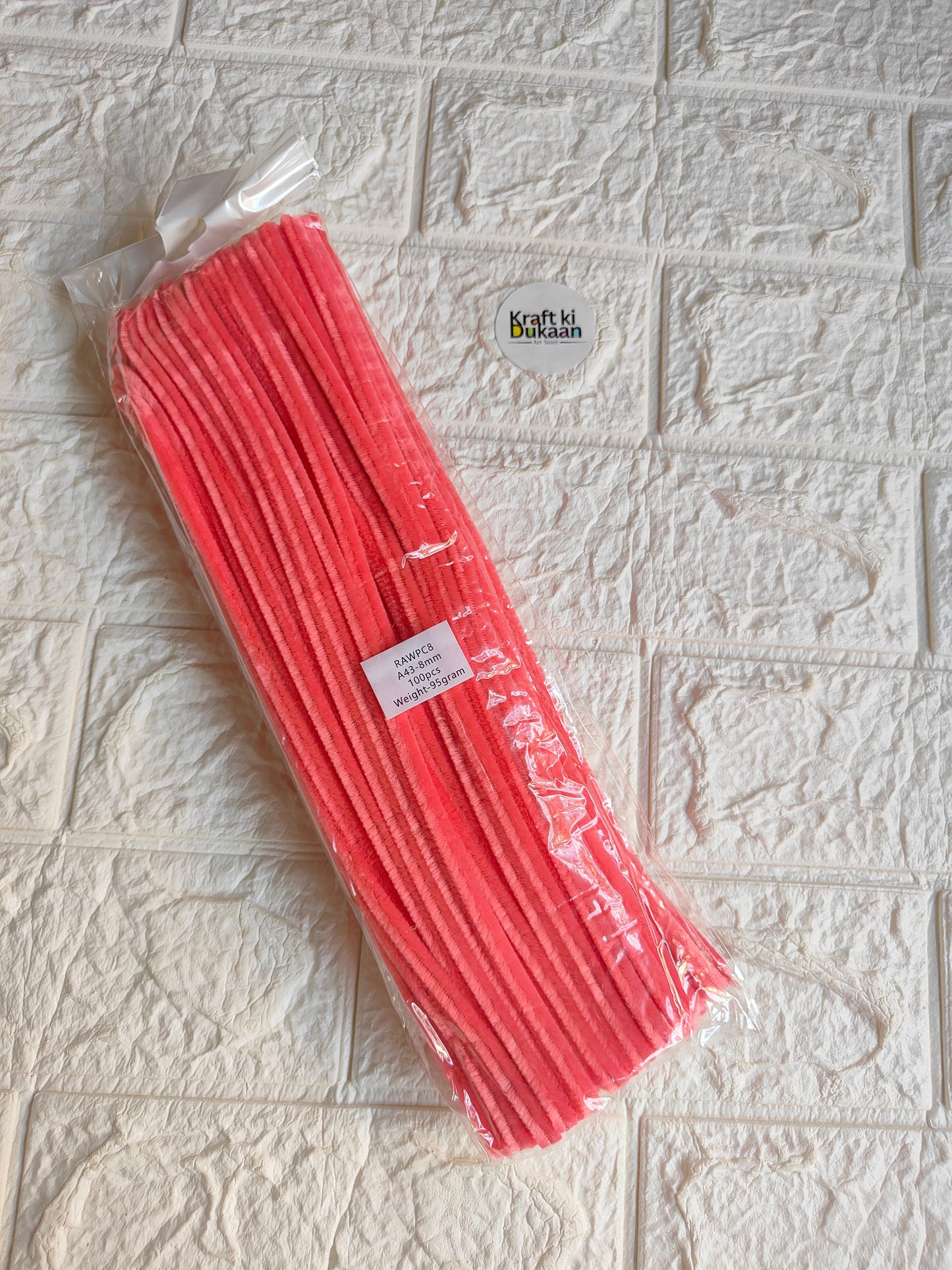 Plain 8mm pipe cleaner pack, bright pink, 100-count bundle