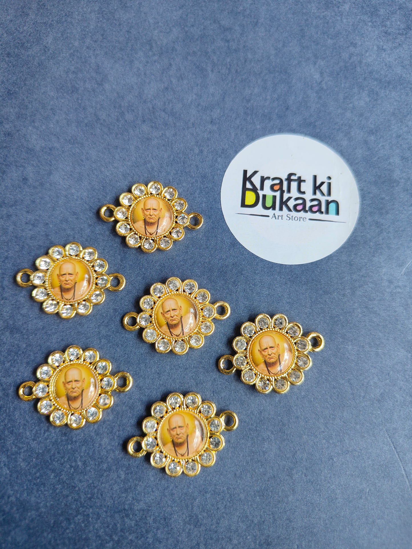 Rakhi Bracelet Pendant Pack of 6 - R4