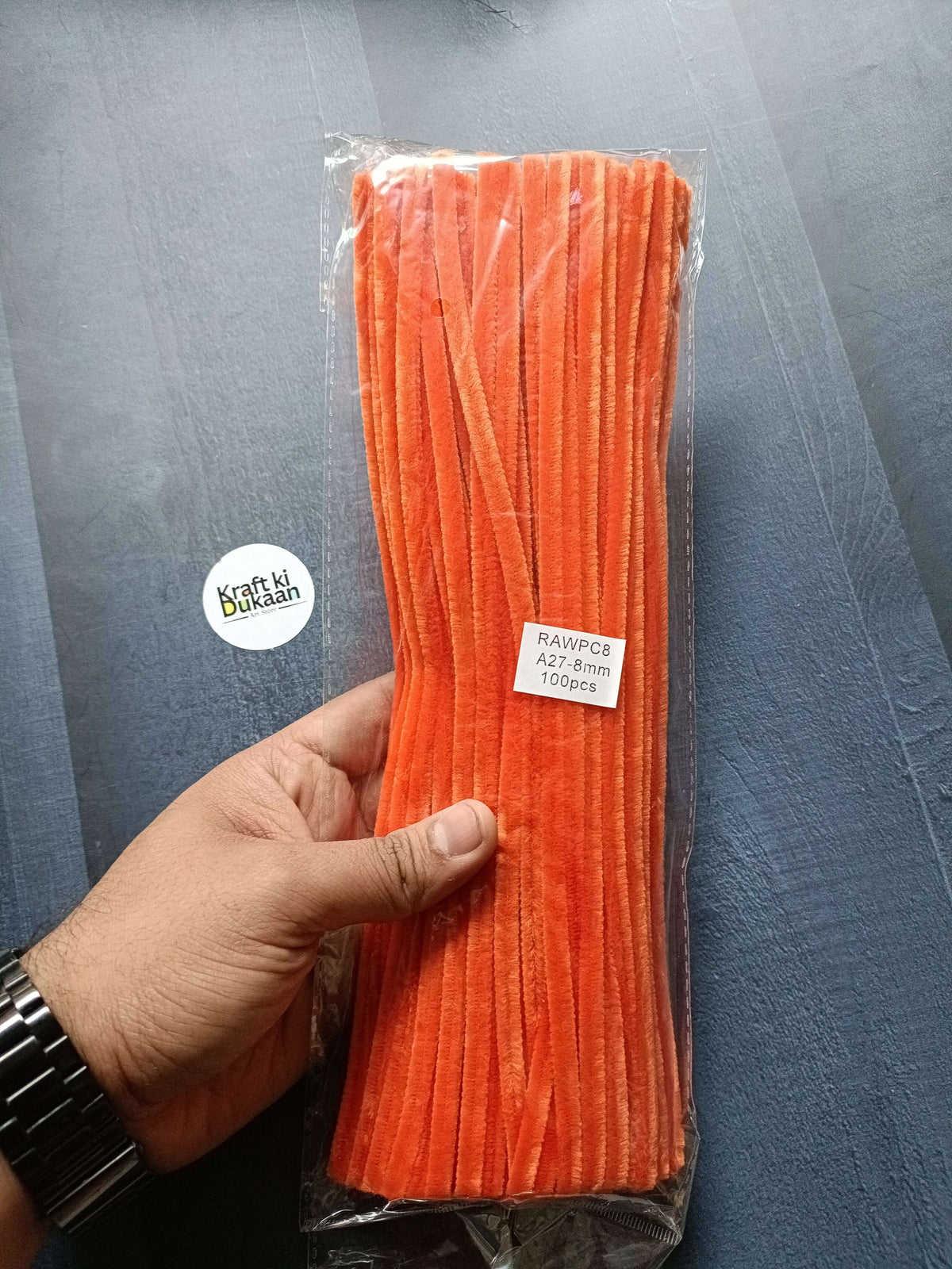 Orange 8mm pipe cleaner set of 100 in clear plastic bag, straight bundle