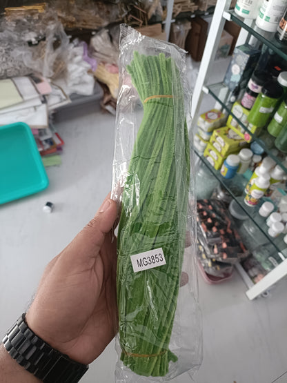 Olive green 7 mm pipe cleaner bundle in clear packaging
