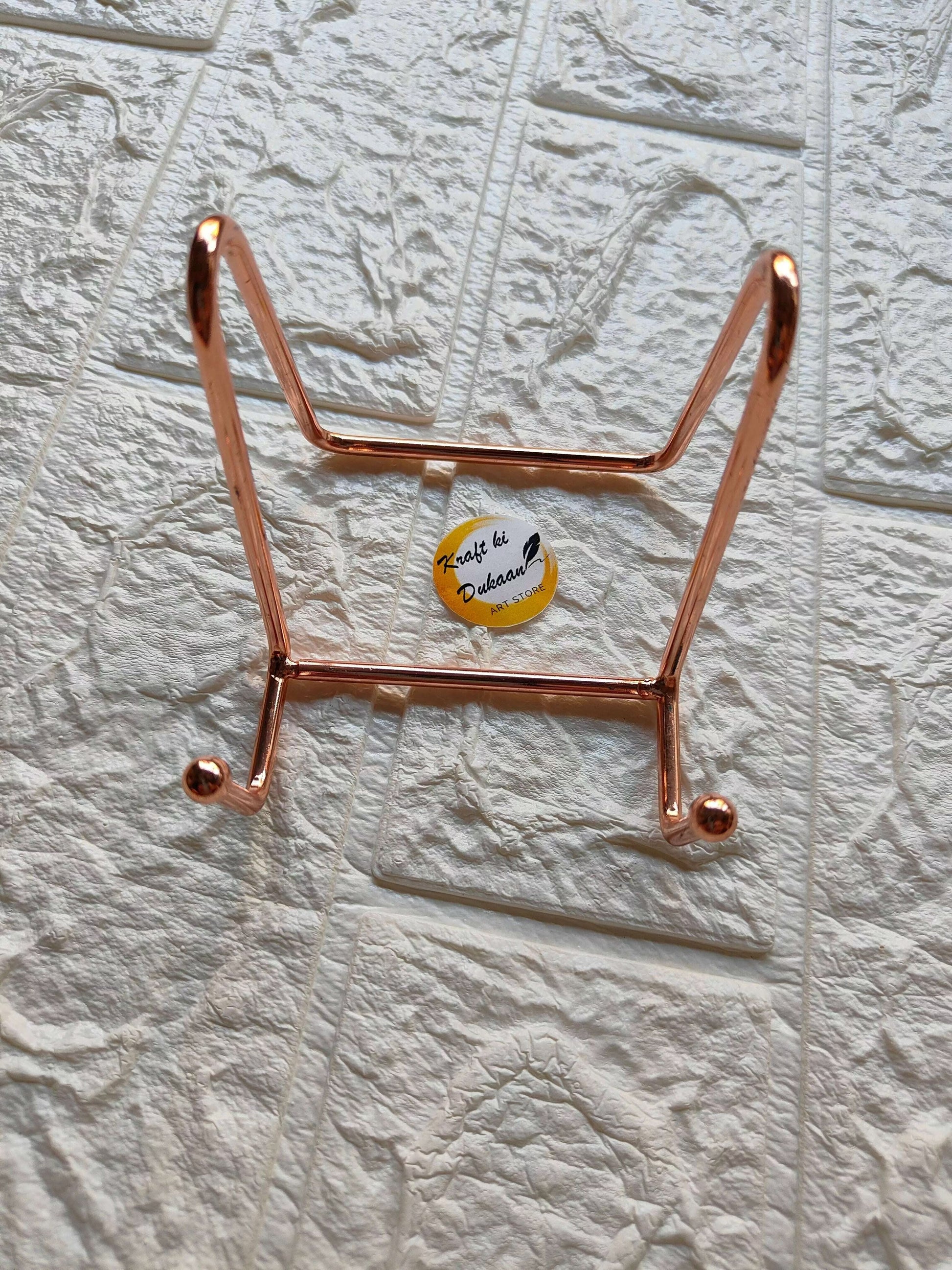 rose-gold-metal-stand-for-art-display-small-stand-oval