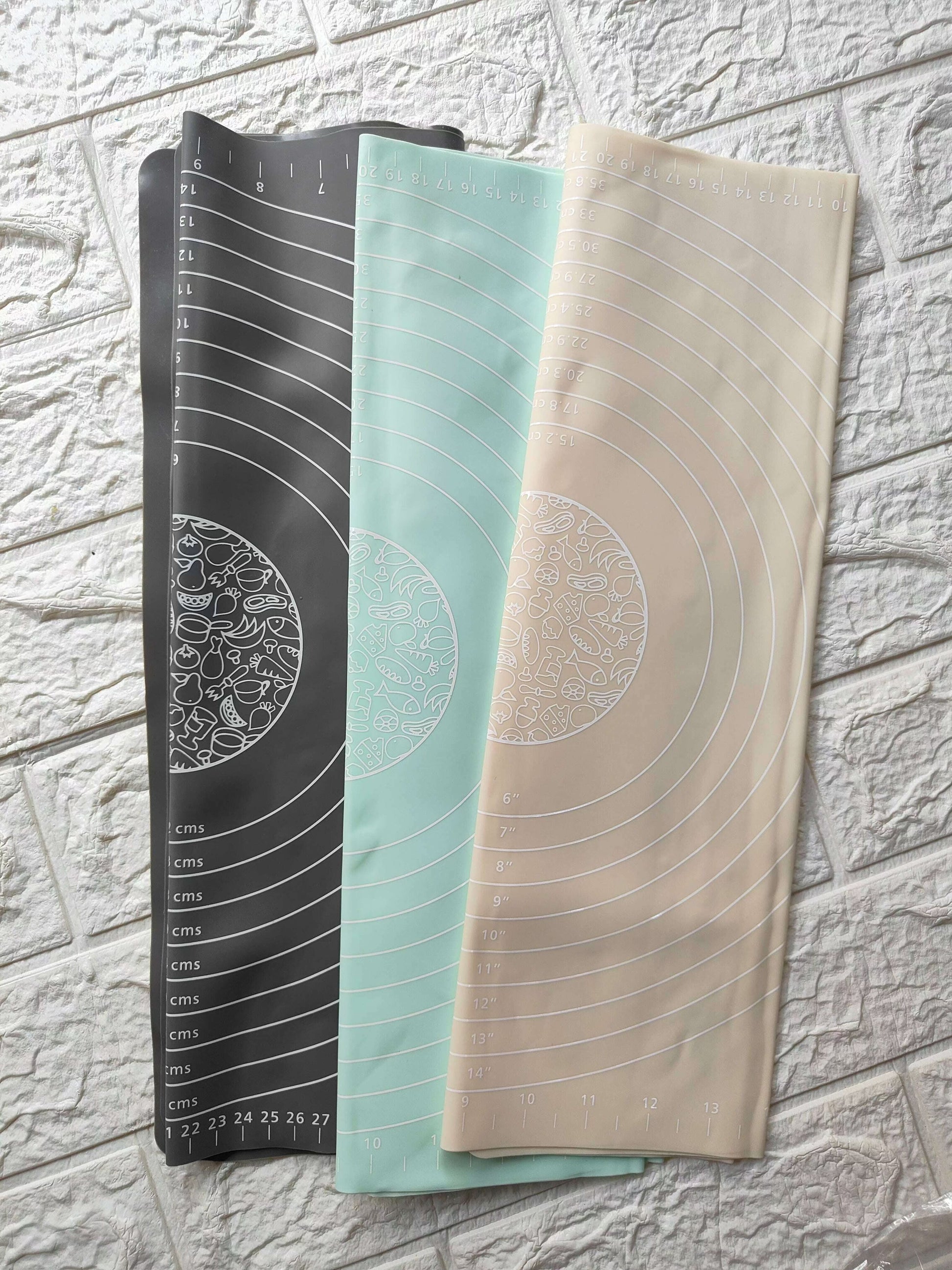 silicone-baking-mat-18x15-inch-three-color-set