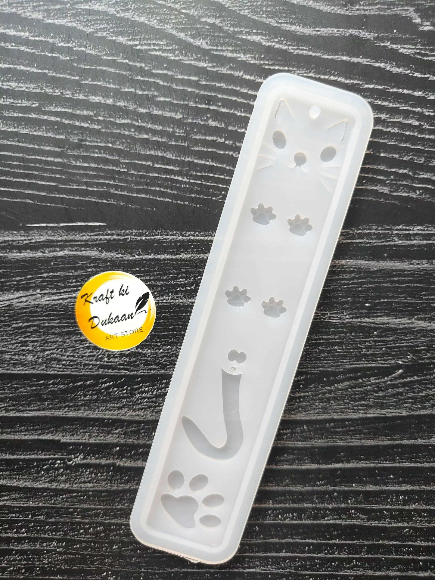 silicone-bookmark-mold-for-resin-cat-paw-design