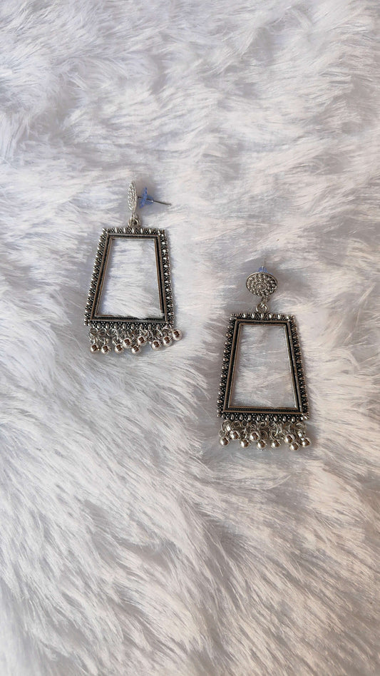 silver-jhumka-earrings-medium-rectangular-design