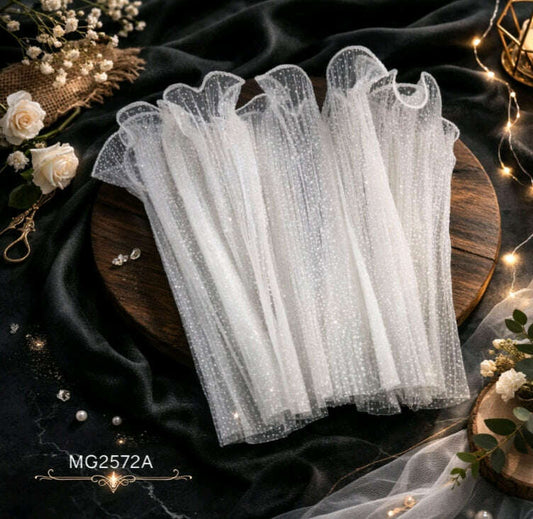 Snow wrapping paper net, white wrinkled mesh with sparkling glitter