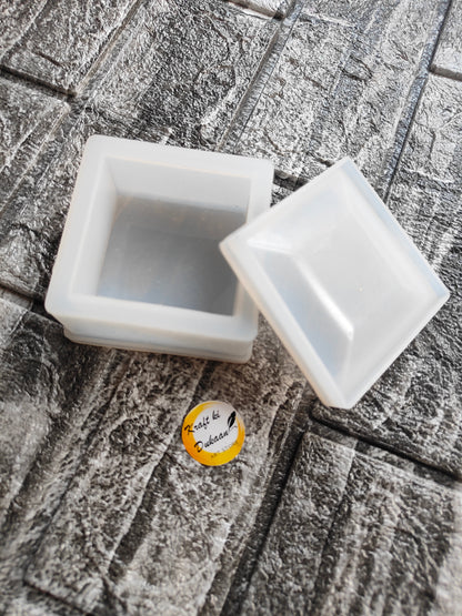 Square box mould resin by Kraft ki Dukaan, perfect for creating geometric resin art projects