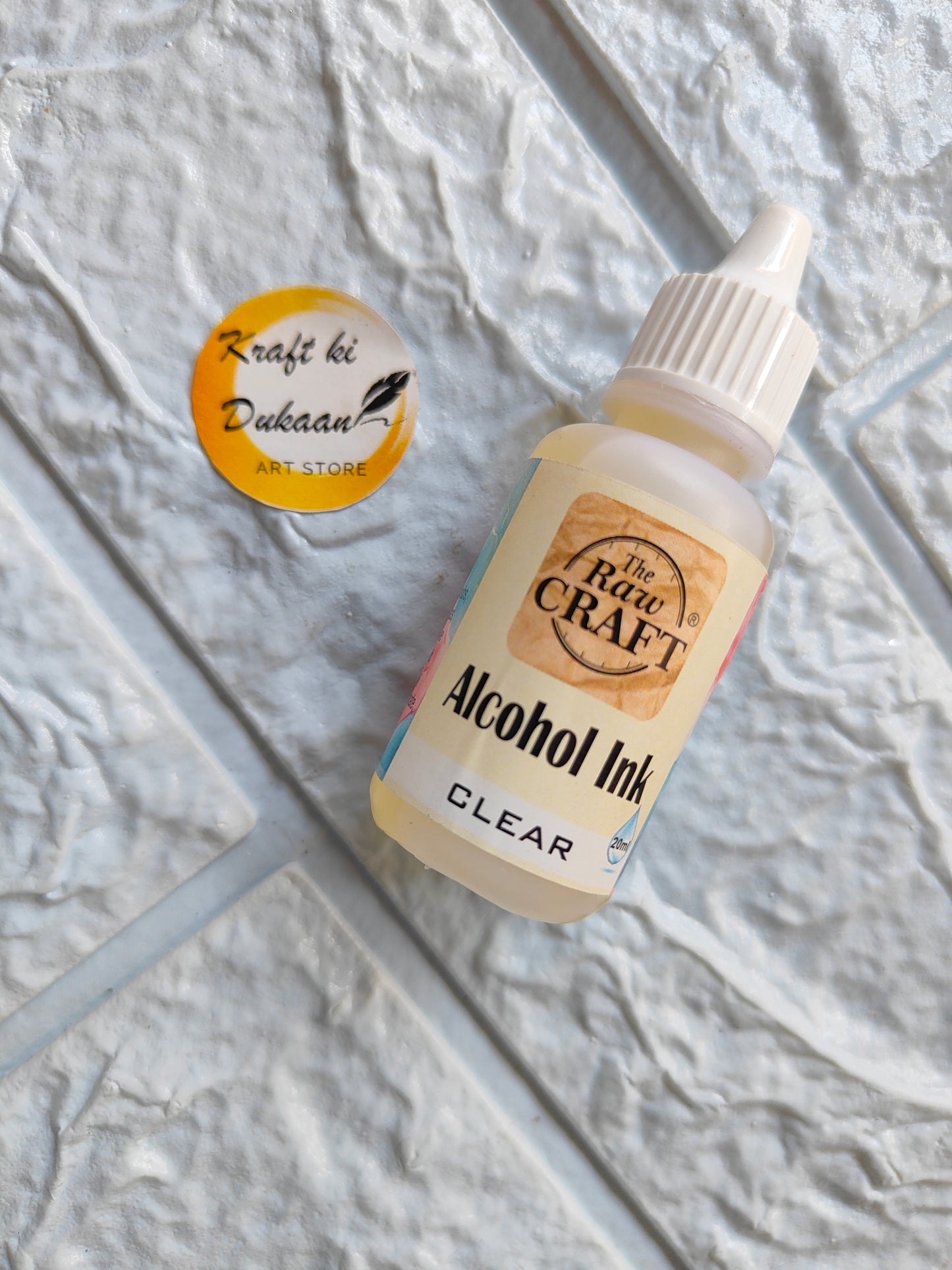 Clear alcohol ink for resin art by Kraft ki Dukaan, perfect for vibrant finishes and creative projects
