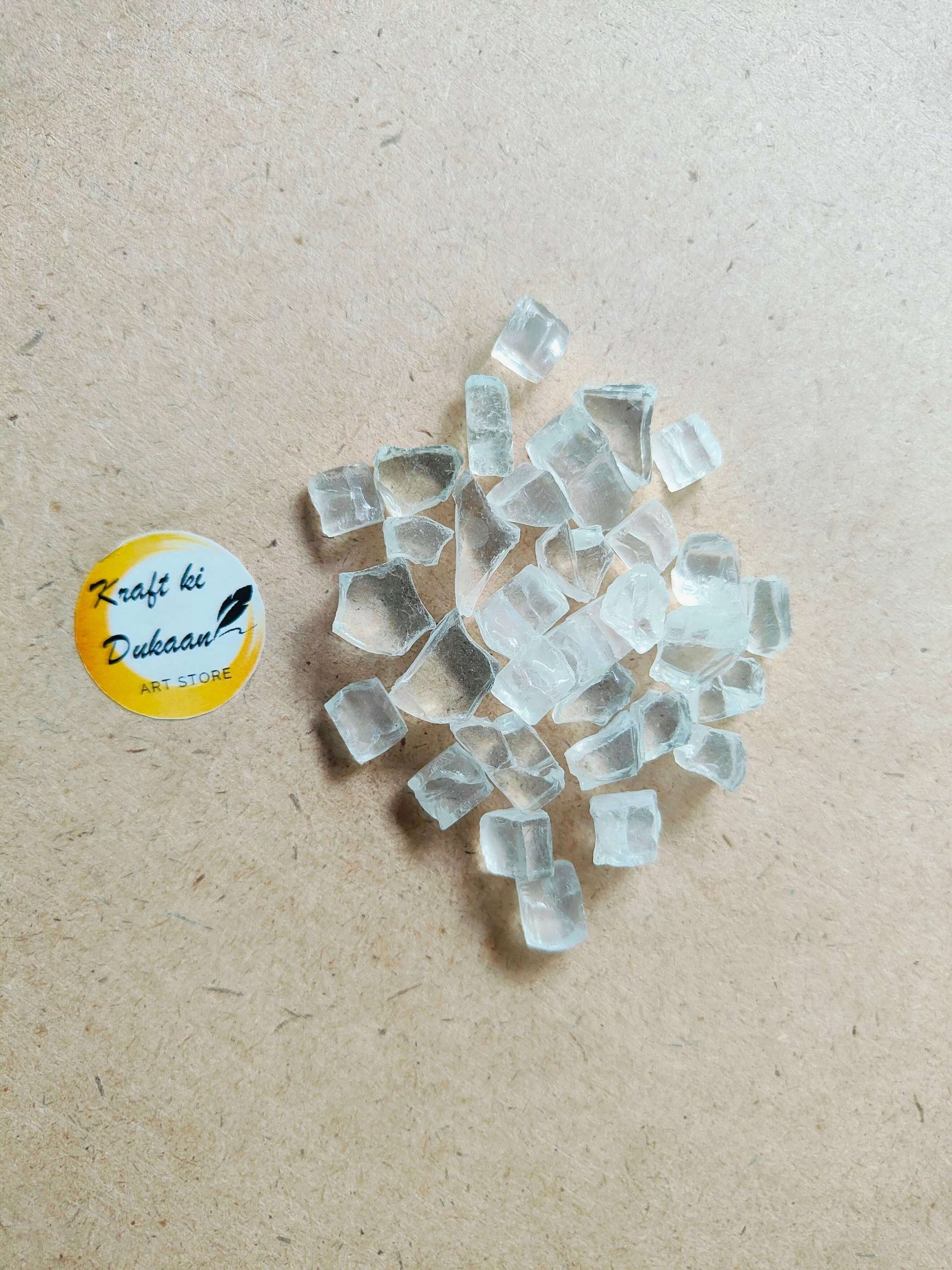 transparent-crystal-stones-for-resin-art-scatter-with-sticker