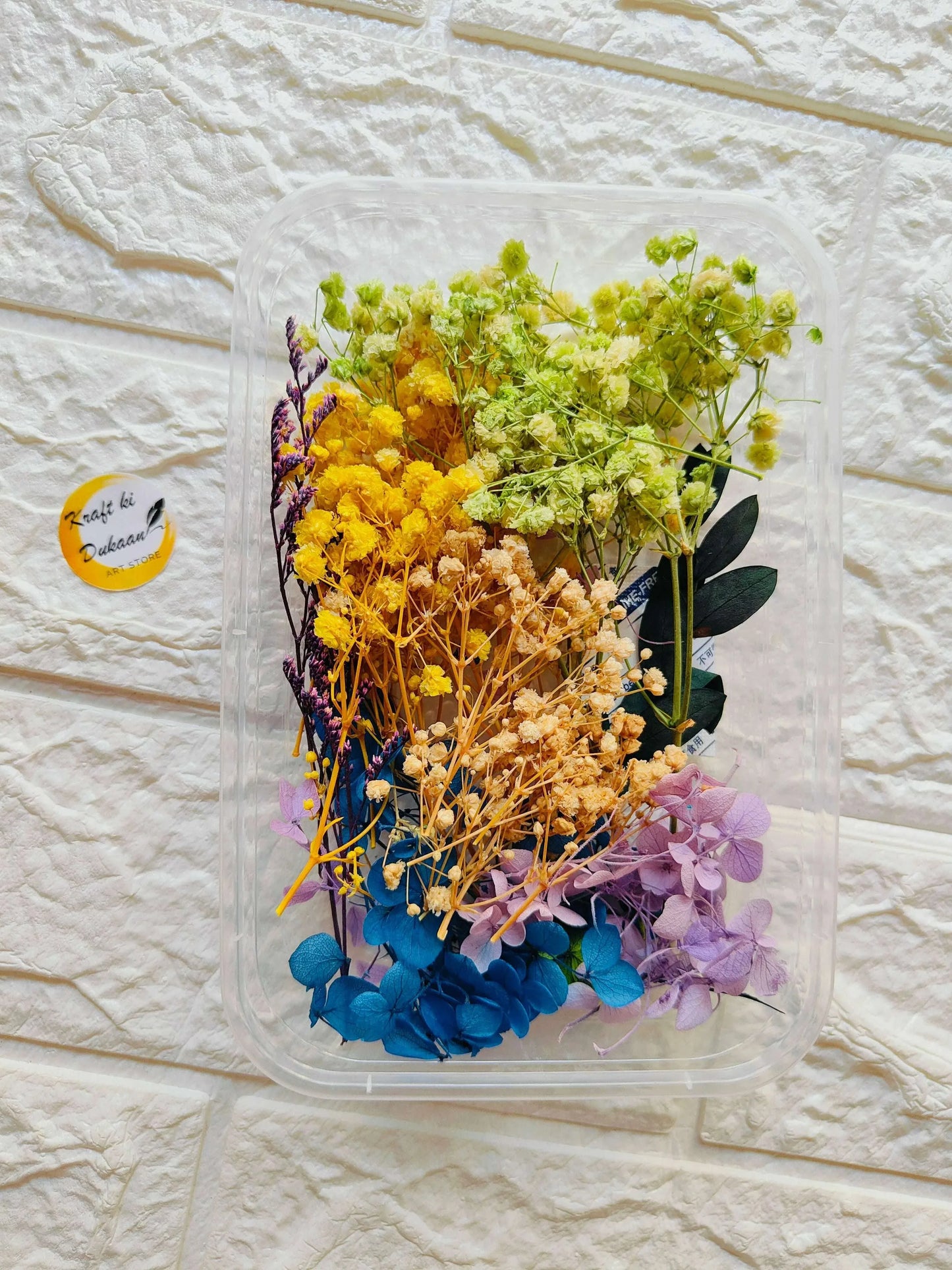 Dry Flower Box D4 with clear case and mixed dried flowers in yellow, blue, purple