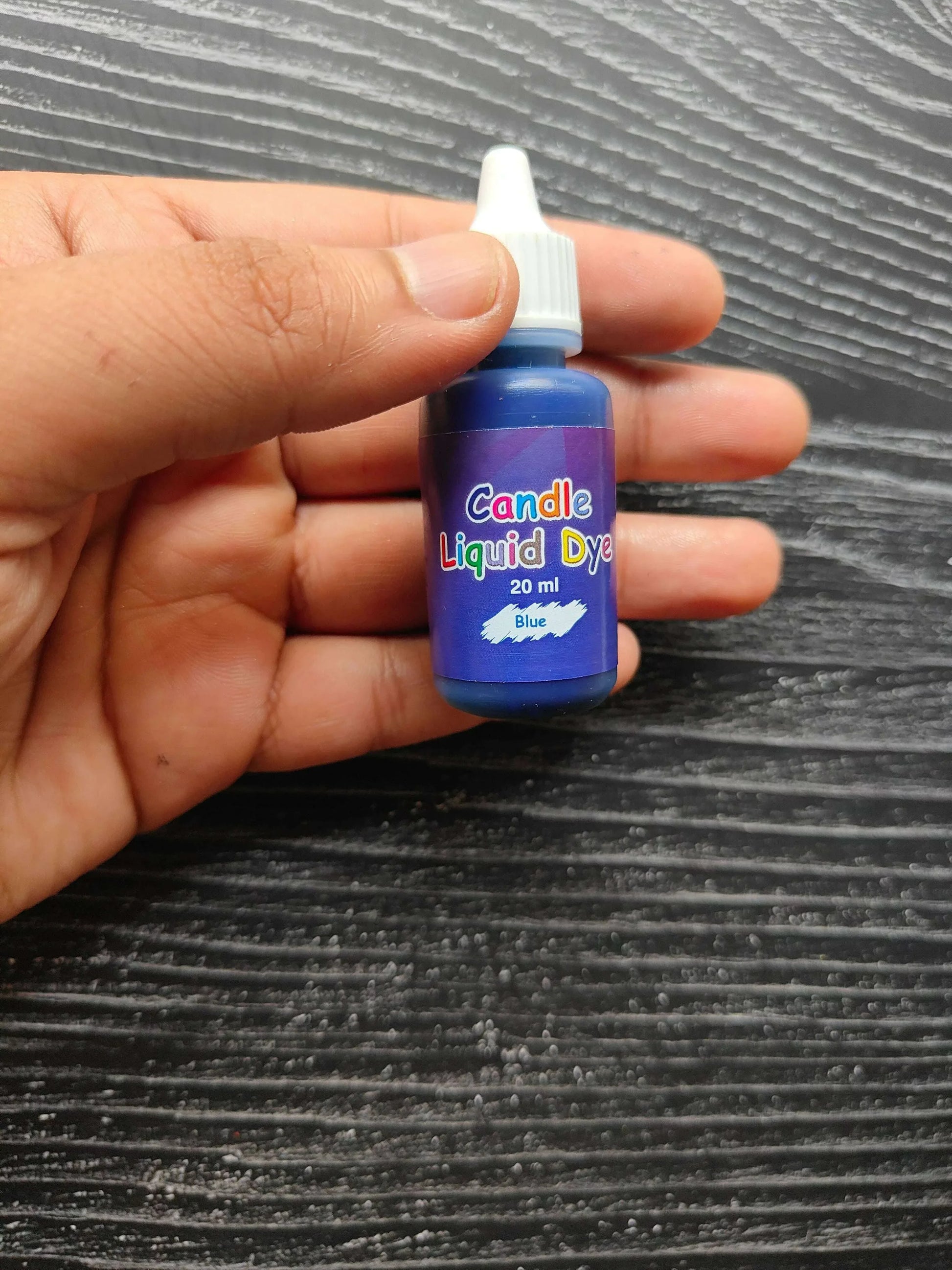 Candle Liquid Dye 20 ml, blue bottle with white dropper cap