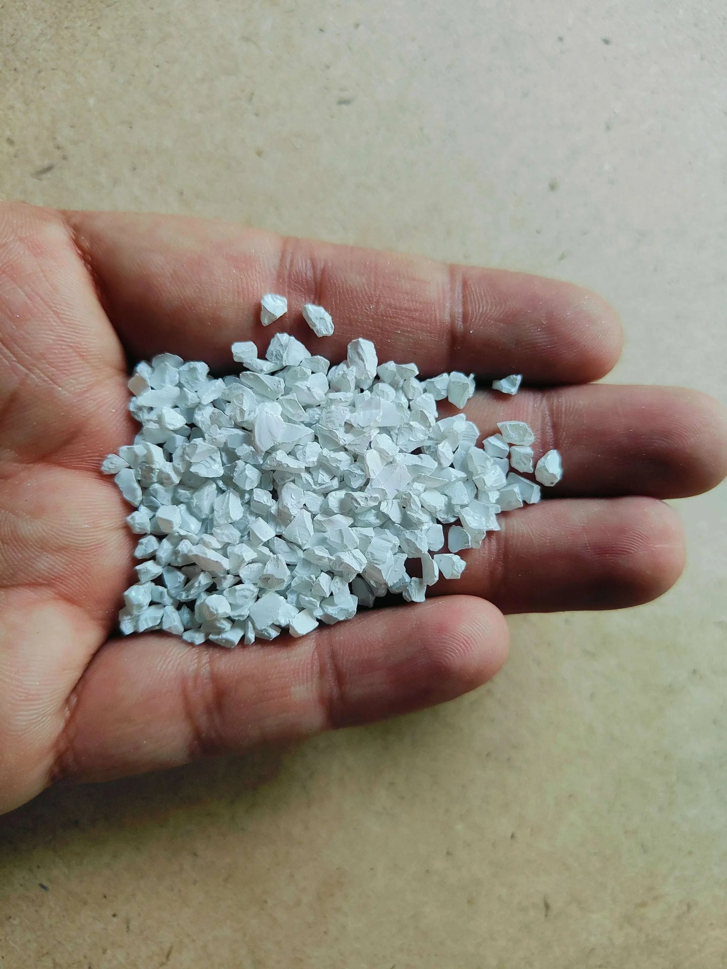 white-glass-colour-stones-for-crafts-handful